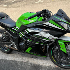 Kit stickere compatibile kawasaki ninja 300 zx3r model 2012–Present customizabile