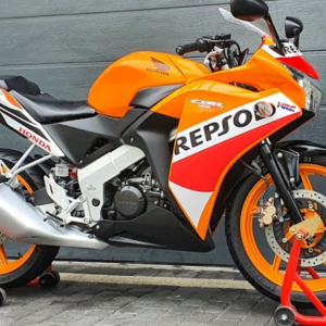 Kit stickere compatibile Honda cbr  125r model 2011–2016 model 2 moto portocalie